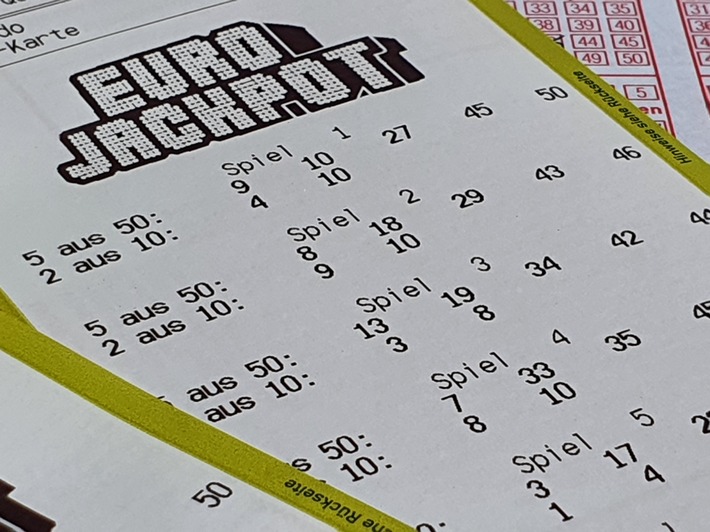 Der Mega-Jackpot von 90 Millionen-Euro wandert in den Wonnemonat Mai. Zur kommenden Ziehung am