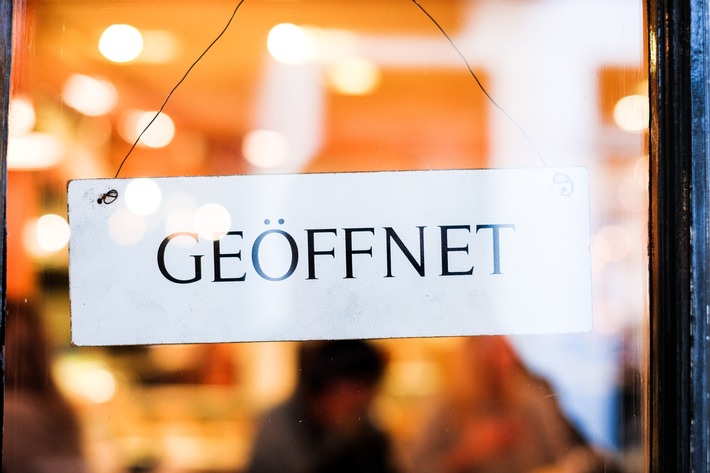 Hörakustiker dürfen auch in der Krise ihre Betriebe weiterhin öffnen. Weiterer Text über ots und www.presseportal.de/nr/70547 / Die Verwendung dieses Bildes ist für redaktionelle Zwecke honorarfrei. Veröffentlichung bitte unter Quellenangabe: