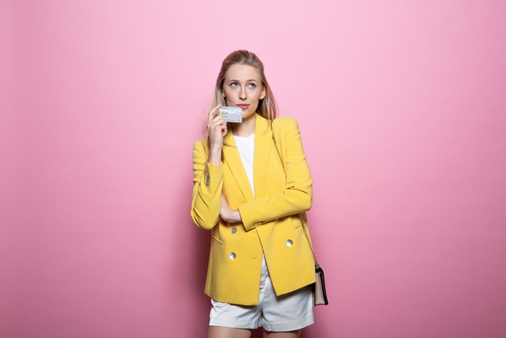 Um die girocard ragen sich viele Mythen. Weiterer Text über ots und www.presseportal.de/nr/38715 / Die Verwendung dieses Bildes ist für redaktionelle Zwecke honorarfrei. Veröffentlichung bitte unter Quellenangabe: