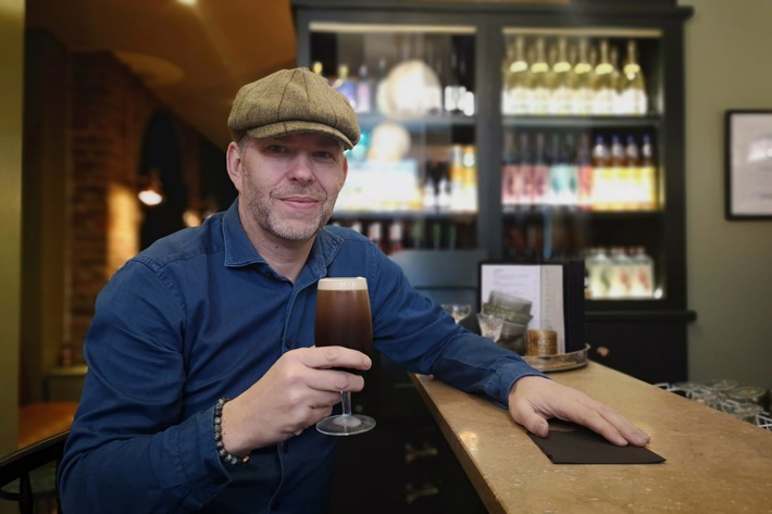 Der Dubliner Vaughan Yates hat seine alkoholfreie Bar nach der Jungfrau Maria benannt: