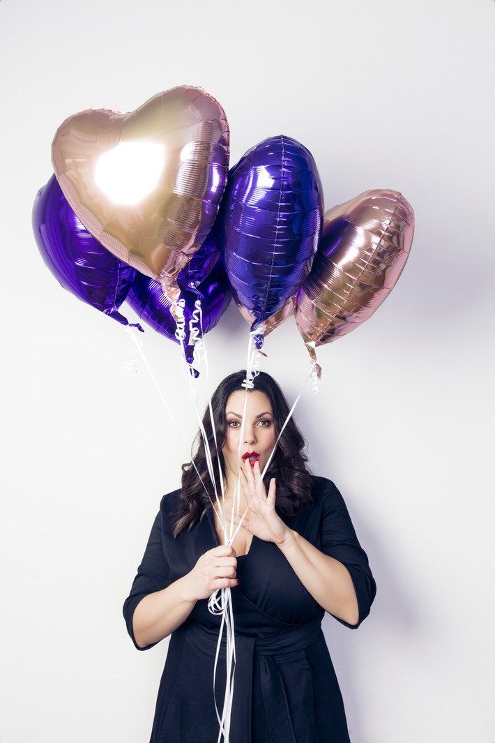 Titel: Tagesfrau;
Staffel: 1;
Person: Paula Lambert;
Copyright: sixx/Jens Koch;
Fotograf: Jens Koch;
Bildredakteur: Clarissa Schreiner;
Zum 10. Geburtstag: sixx feiert täglich die