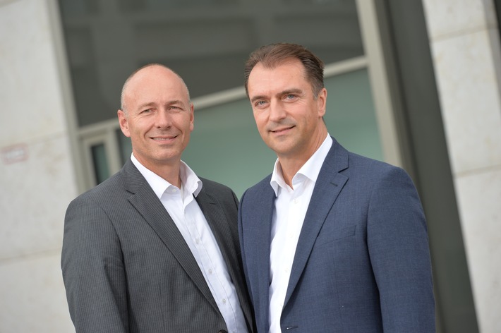 Geschäftsführer beauty alliance Frank Haensel, Christian Lorenz (re.) / Beschlussfassung im Umlaufverfahren. Weiterer Text über ots und www.presseportal.de/nr/104025 / Die Verwendung dieses Bildes ist für redaktionelle Zwecke honorarfrei. Veröffentlichung bitte unter Quellenangabe: