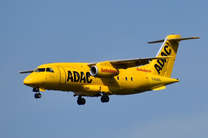 Ferien in Corona-Zeiten: Greift meine Versicherung? / Das müssen Urlauber jetzt wissen müssen....... / Der ADAC Ambulanz-Jet Weiterer Text über ots und www.presseportal.de/nr/122834 / Die Verwendung dieses Bildes ist für redaktionelle Zwecke honorarfrei. Veröffentlichung bitte unter Quellenangabe: