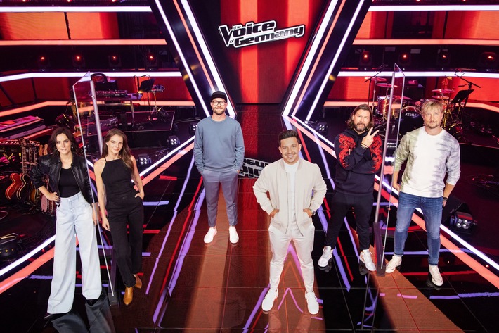 Sechs Coaches, vier Buzzer! Stefanie Kloß, Yvonne Catterfeld, Nico Santos, Samu Haber, Rea Garvey und Mark Forster suchen ,,The Voice of Germany