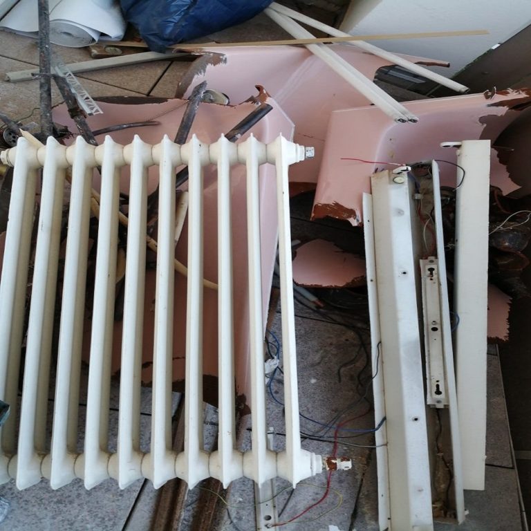 Kostenlose Schrottabholung In Moers Mit Demontage