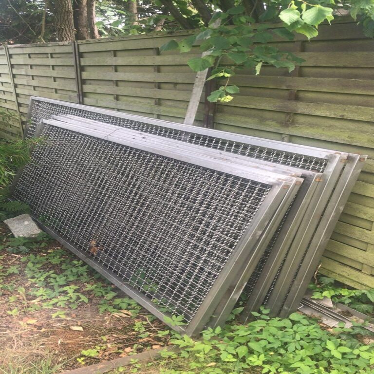 Schrotthandel sowie dessen Abholung in Duisburg geht