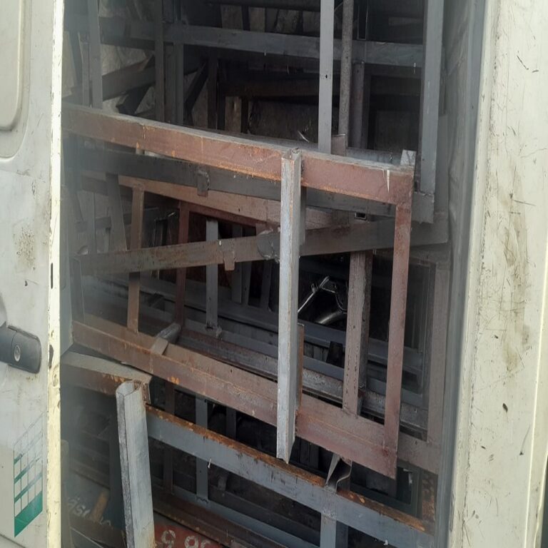 Schrottabholung in Neuss – Ihr Altmetall loszuwerden und Platz zu schaffen