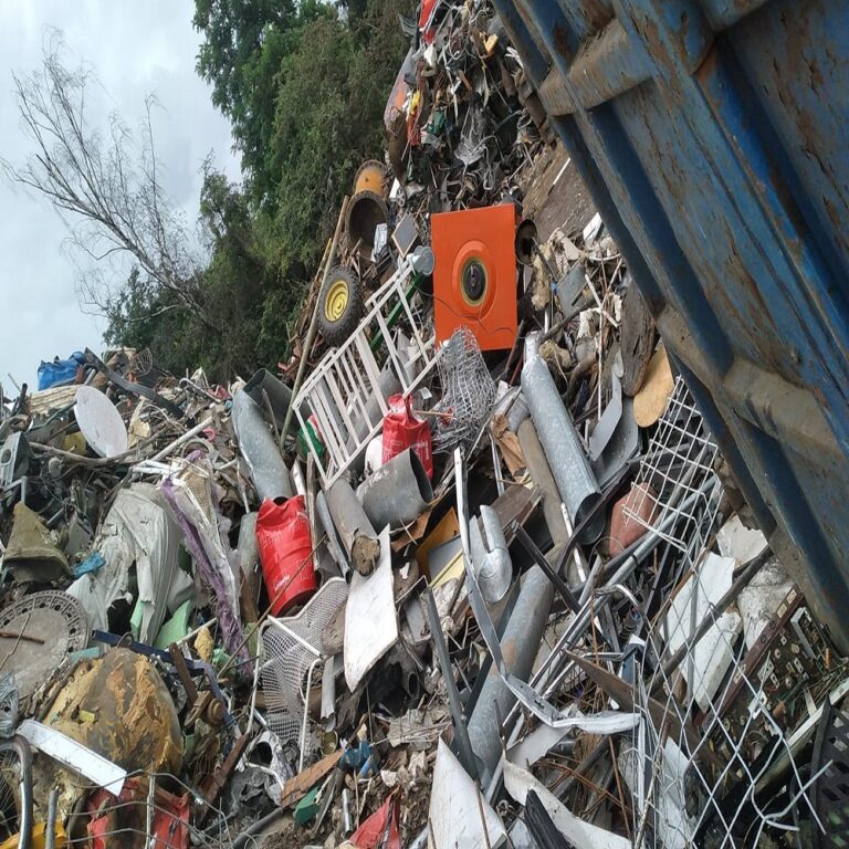 Schrottankauf in Krefeld – Ganz nach Ihren Wünschen, wird der Schrott schnell und zuverlässig von uns abtransportiert