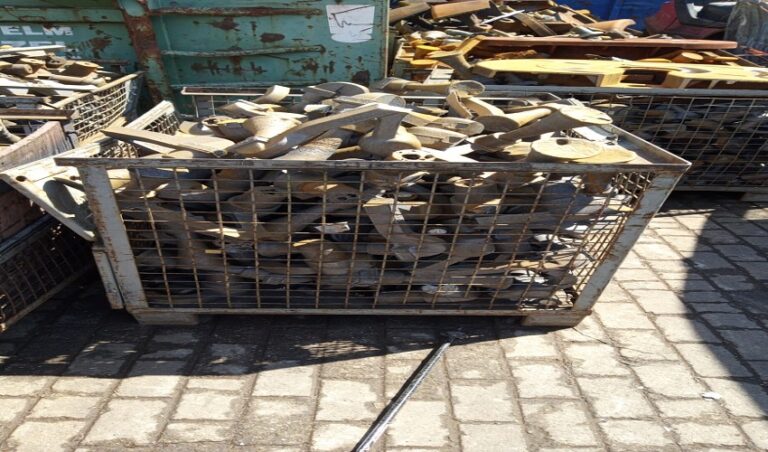 Gelsenkirchen und ganz OWL blicken auf eine lange Tradition der Rohstoff-Sammlungen zurück