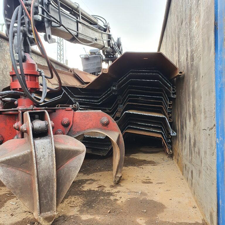 Schrottabholung Hamm: Schrotthändler bietet Demontage an