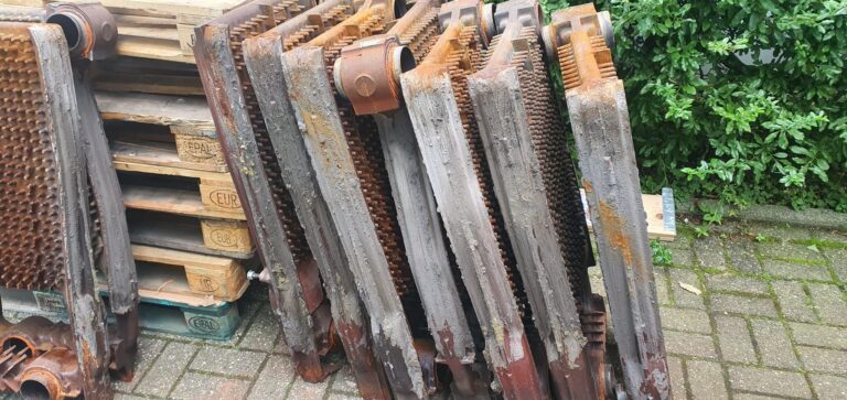 Altmetallentsorgung mit System: Schrotthändler NRW im Einsatz