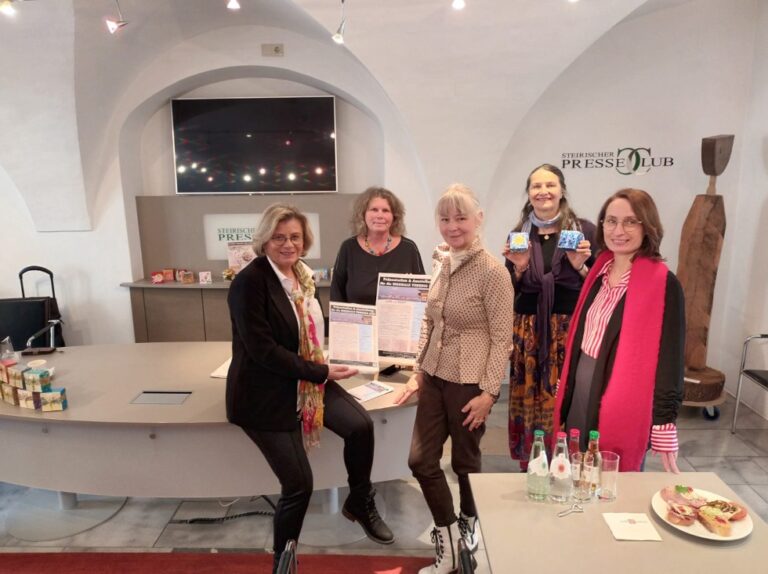 Kunst und KI: Ein innovativer Ansatz für die Frauenwerte im 21. Jahrhundert