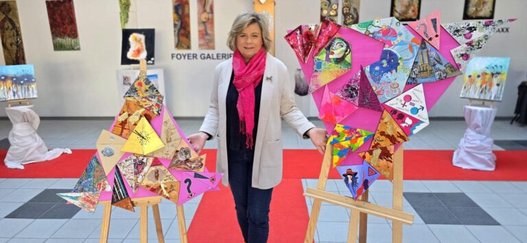 WELTFRAUENTAG: GEGEN DEN STROM – Das Aufbrechen alter Strukturen durch Frauenkunst